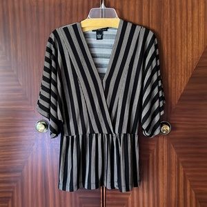 Joan Vass loose sleeve gray and navy stripped top